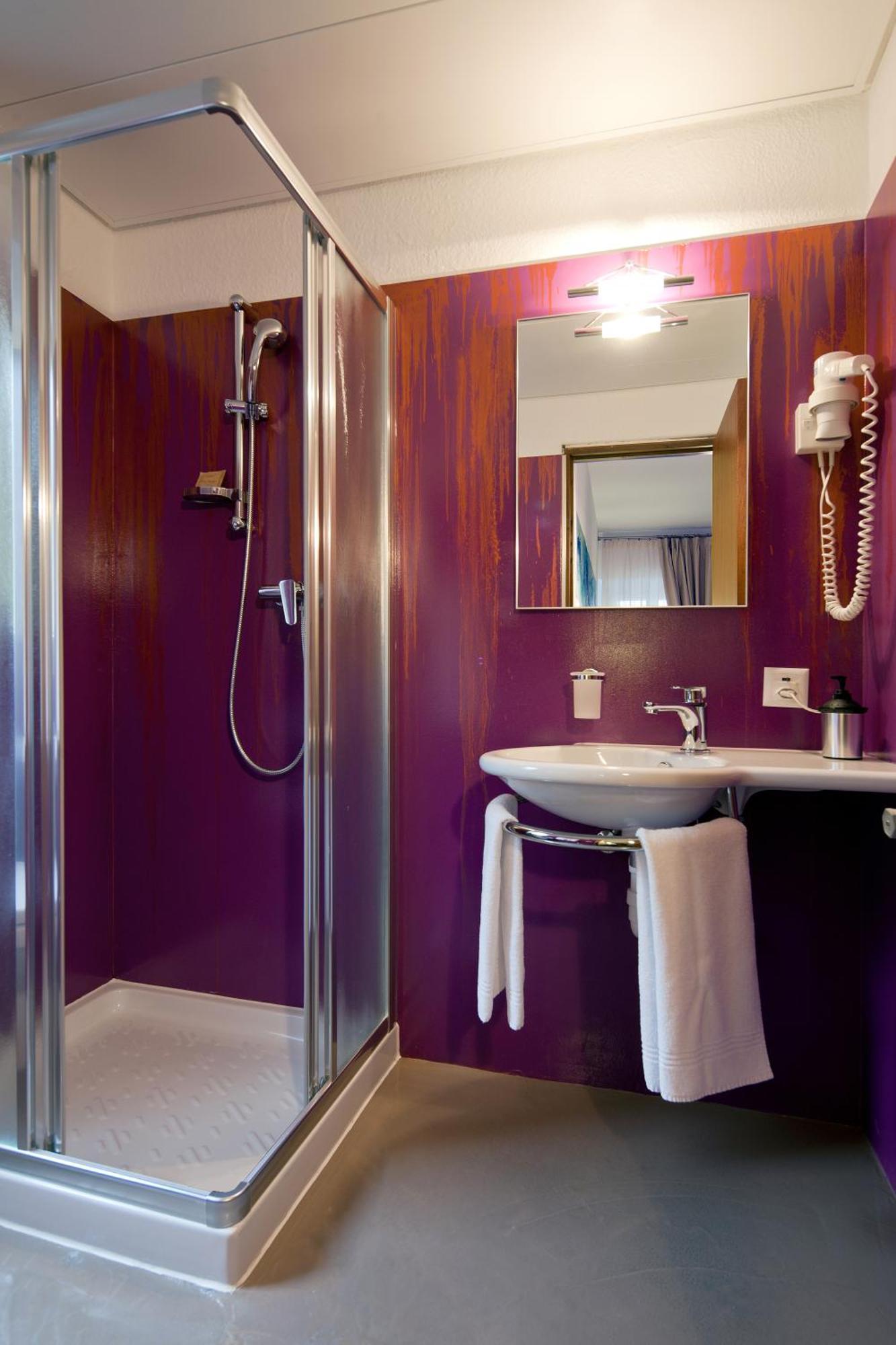 Hotel America Locarno Ruang foto