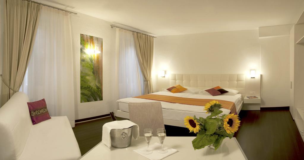 Hotel America Locarno Bagian luar foto